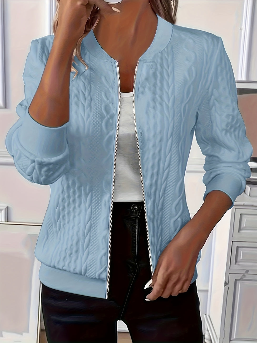 Elegant Zip Jacket – Fall/Winter Essential