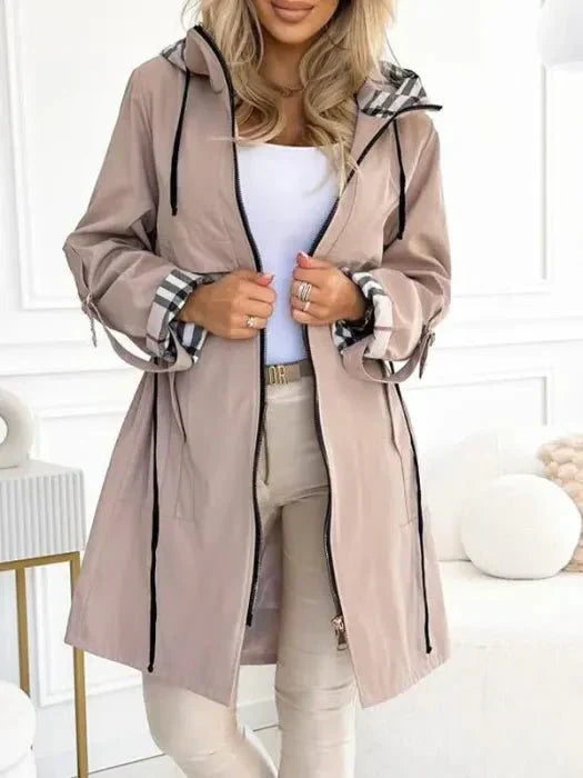 WATERPROOF & WINDPROOF COAT